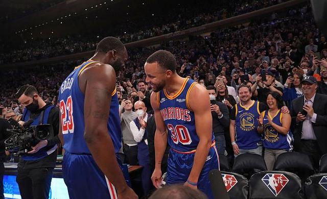 南韩男篮碾压美国男篮，莫里斯打破历史纪录