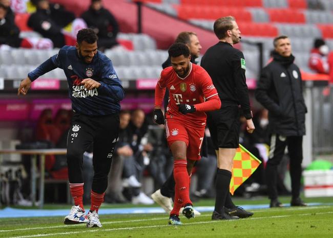 利物浦血洗巴西,格纳布里完成帽子戏法的简单介绍 利物浦血洗巴西,格纳布里完成帽子戏法的简单介绍