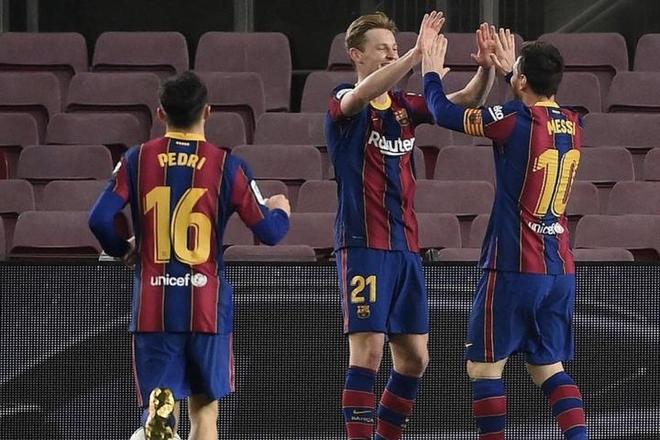 包含瑞士翻盘利物浦，佩德里制霸全场的词条