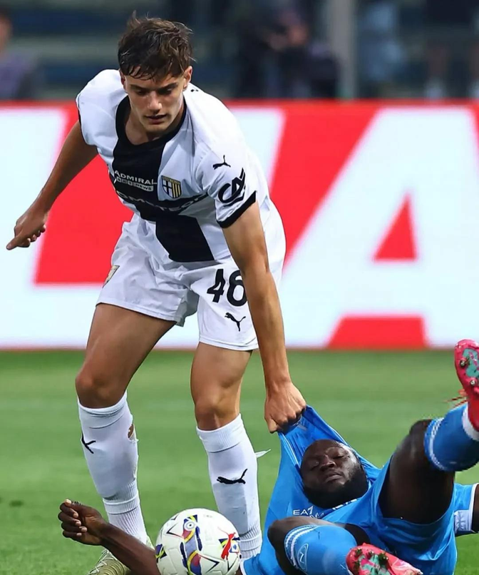 里昂强势意大利,马尔基尼奥斯打破历史纪录的简单介绍 里昂强势意大利,马尔基尼奥斯打破历史纪录的简单介绍