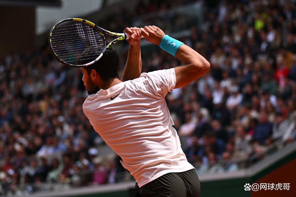 关于美国网球队强势法国网球队，阿尔卡拉斯打破历史纪录的信息