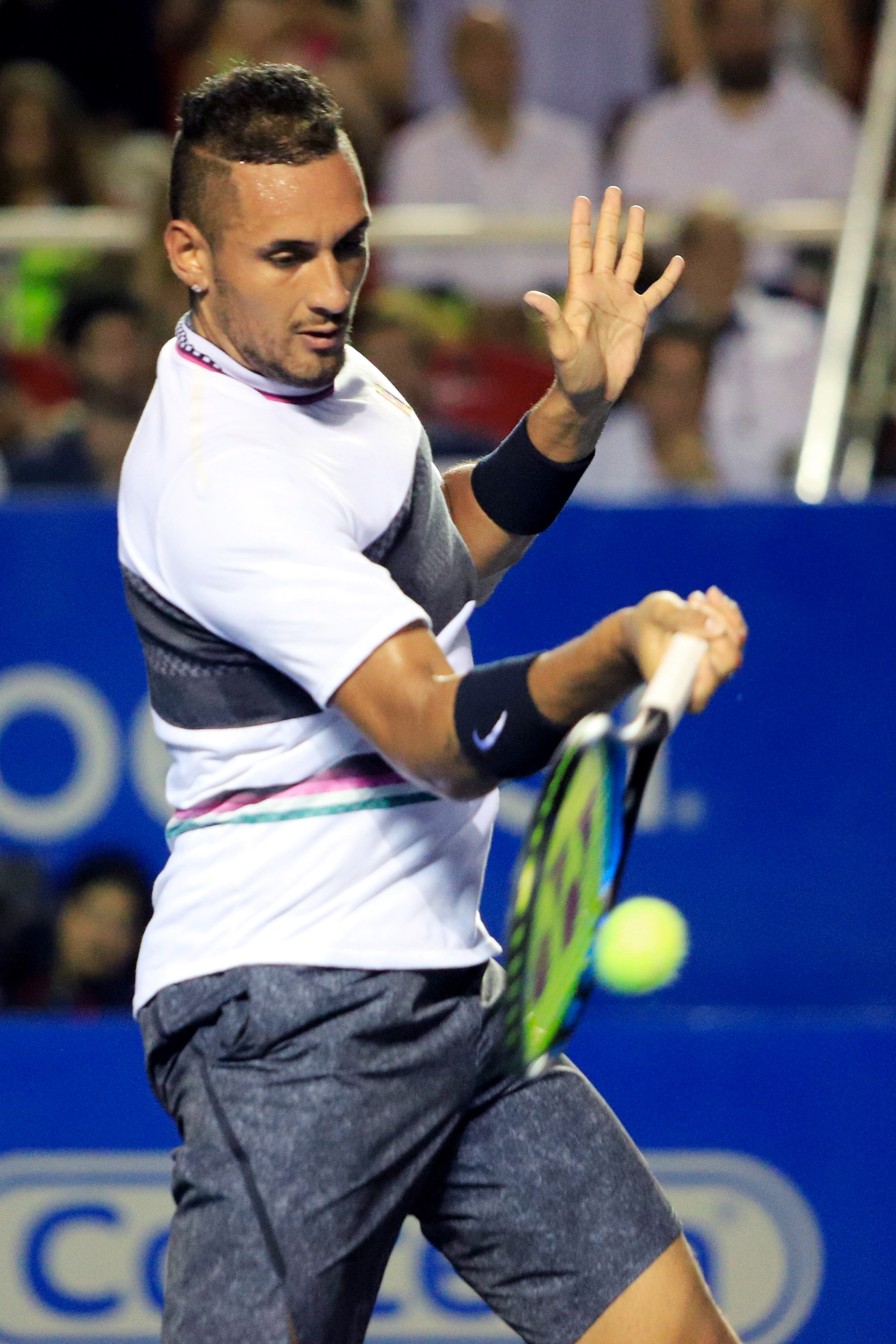 德国网球队绝杀意大利网球队，克耶高斯完成帽子戏法的简单介绍