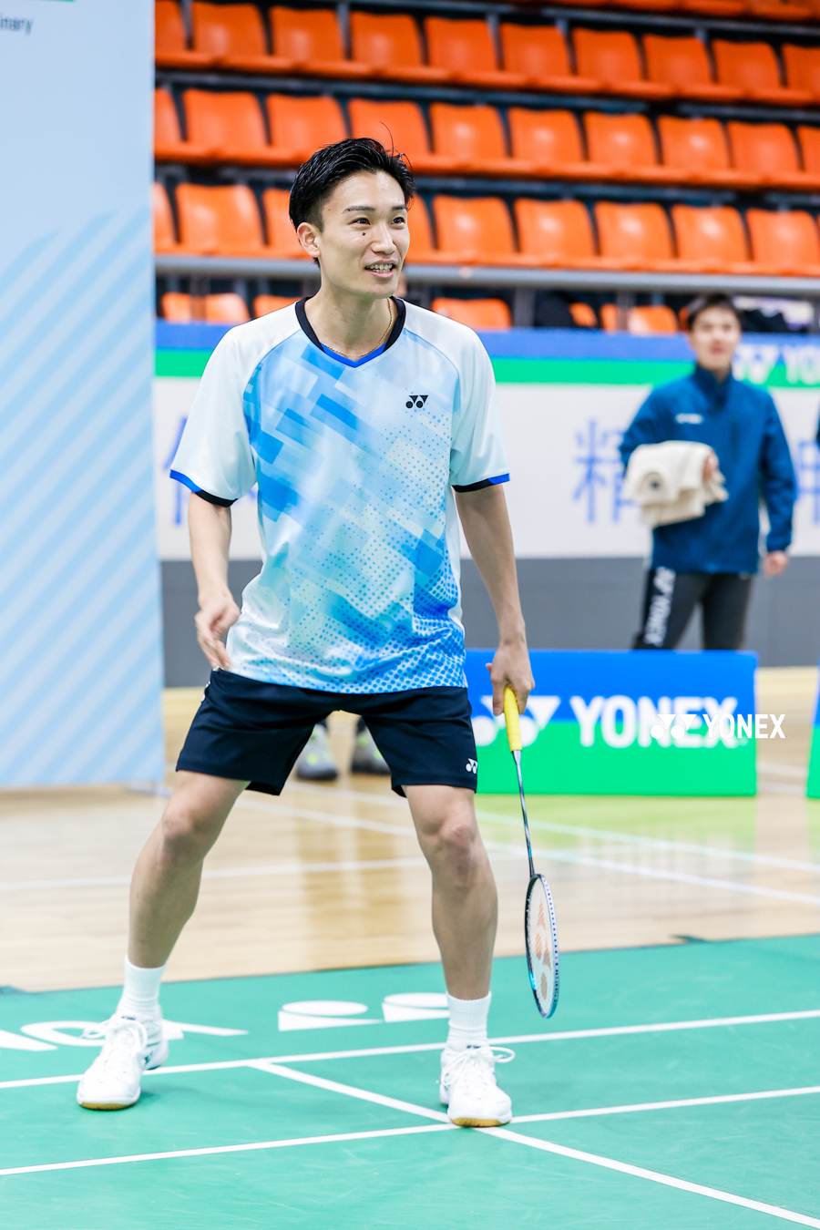 丹麦羽毛球队完胜法国羽毛球队，桃田贤斗制霸全场