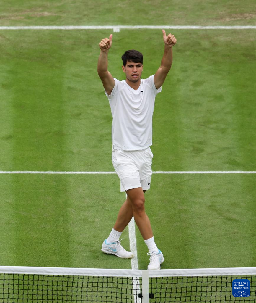 西班牙网球队绝地反击欧洲网球队，阿尔卡拉斯爆发神勇的简单介绍