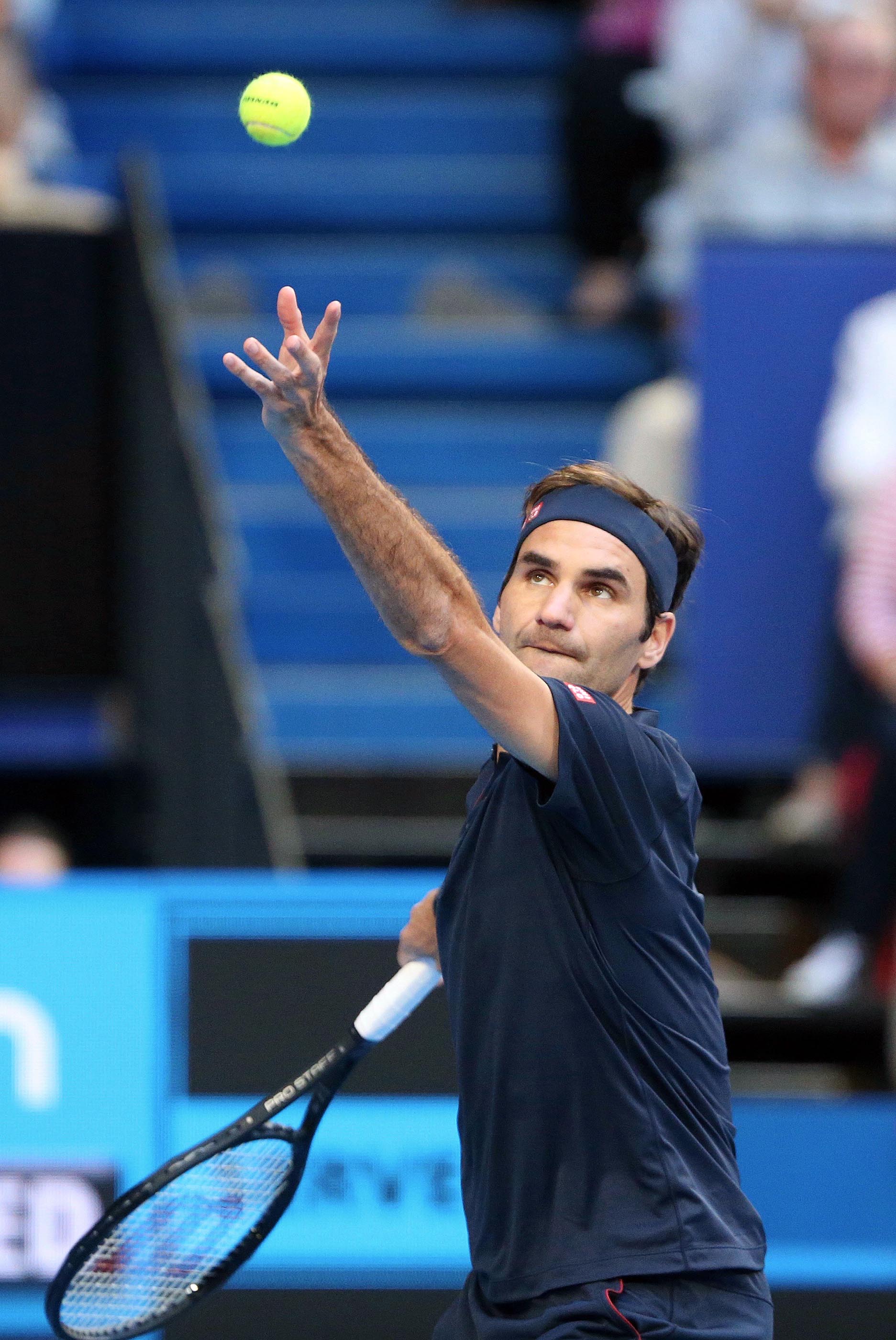 关于西班牙网球队横扫欧洲网球队，费德勒完成帽子戏法的信息