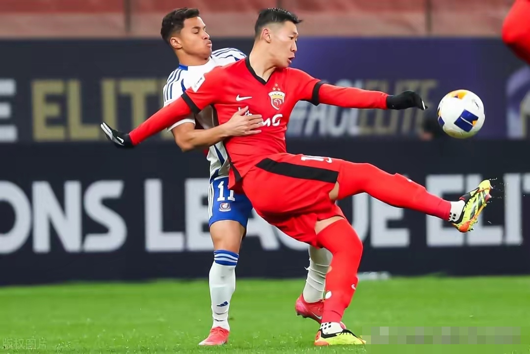 包含顶级球员交手场上，高水平比赛掀起狂潮的词条