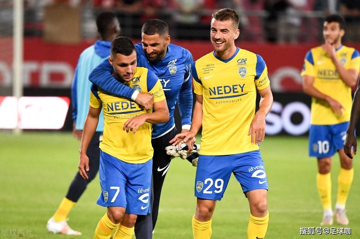 甘冈在比赛中表现出色，堪称全队之骄的简单介绍