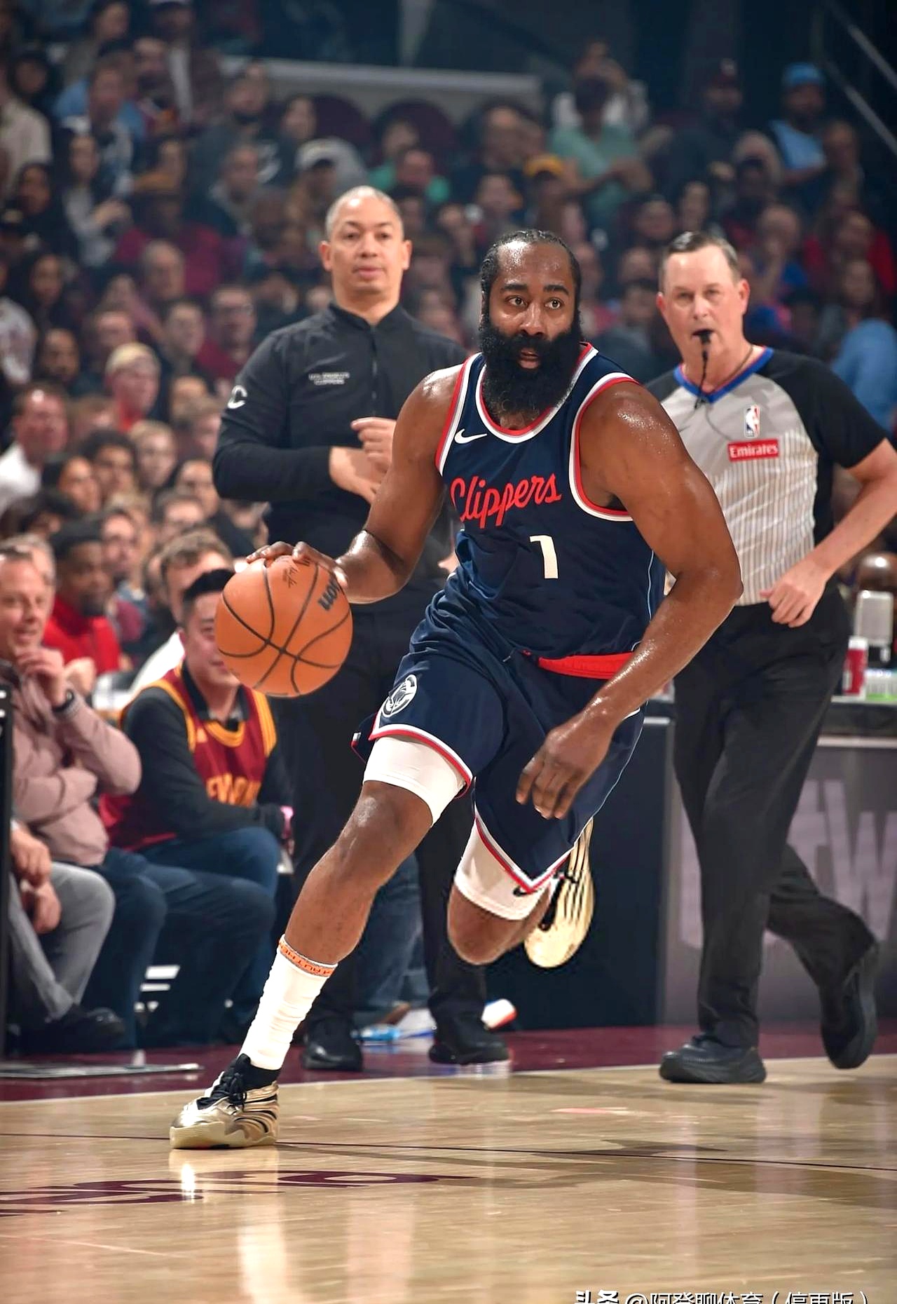 关于快船终结连败，开拓者胜森林狼的信息