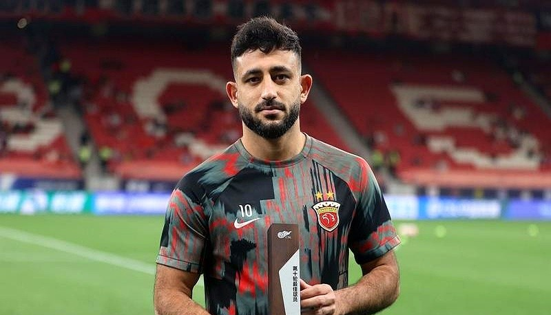 包含公牛队处境艰难，球队管理层面临巨大压力的词条