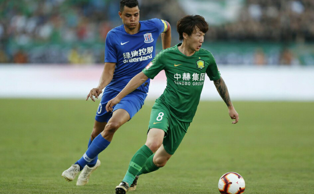 成功保级！上海绿地申花稳住脚跟的简单介绍