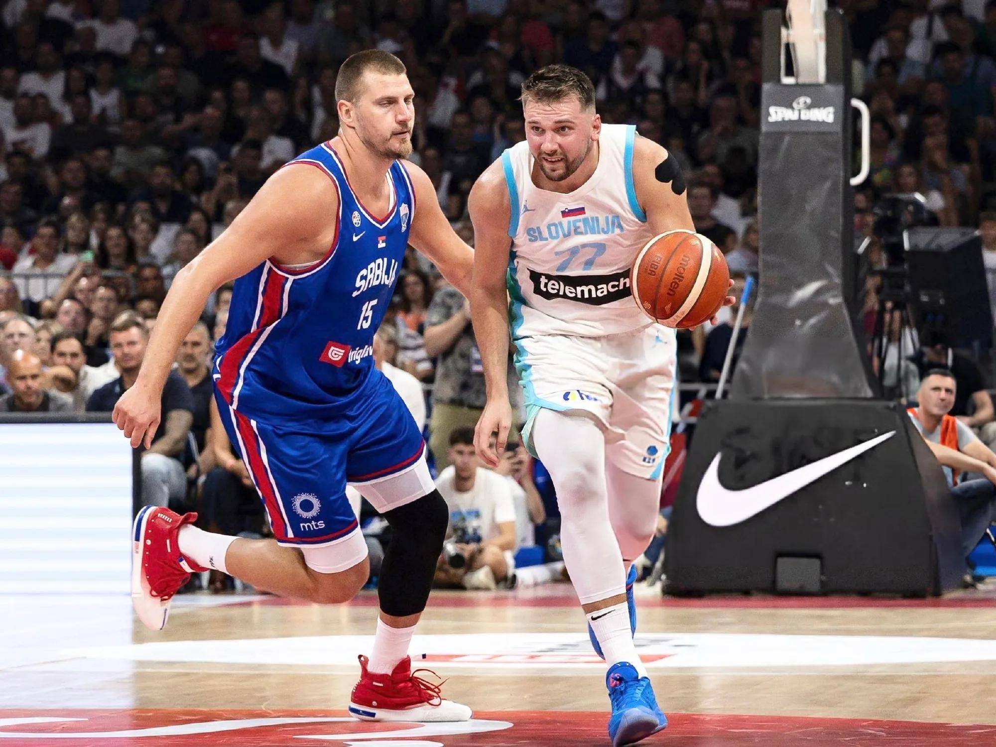 太阳碾压新疆队，东契奇点燃赛场的简单介绍