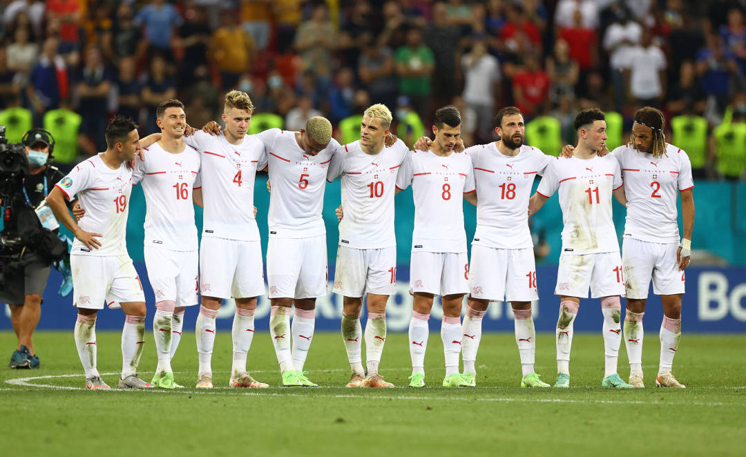 关于瑞士队在比赛中表现出色，获得胜利的信息